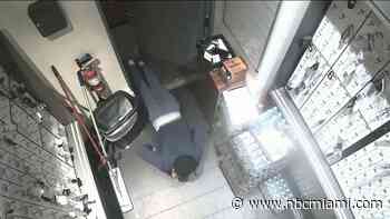 Man crawled into valet to steal $2M worth of luxury cars at Miami Beach hotel: Police