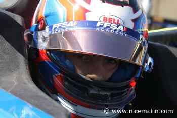 Le pilote monégasque Matteo Giaccardi monte sur le podium pour sa toute première compétition en Formule 4