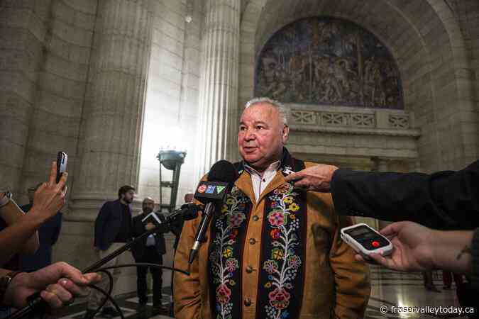 ‘To honour him’: Canadian Bishops, Métis leader attending funeral for Pope Francis