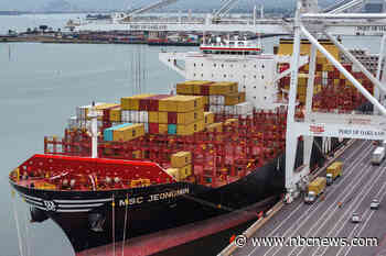 Businesses are already trying to pass tariff costs onto customers, Fed report says