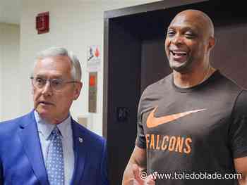 Lt. Gov. Tressel stresses work-force development at BGSU visit