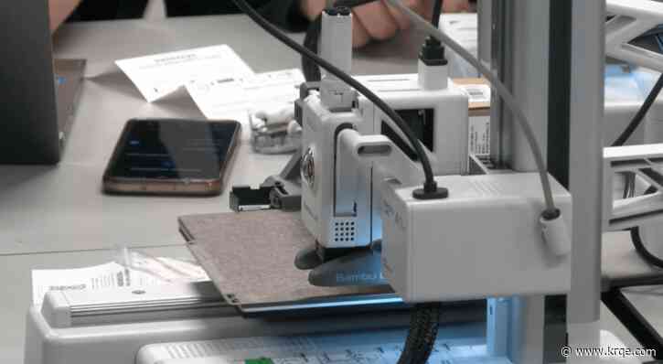 Bosque School receives 10 3D printers for student use