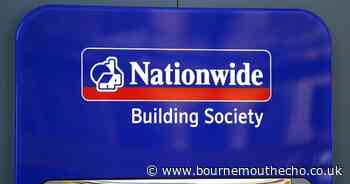 Thousands join Nationwide, Lloyds and NatWest, with bonuses of up to £175