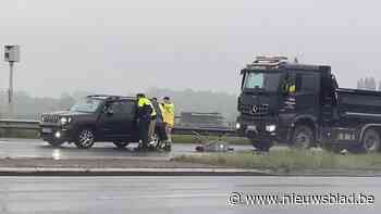 Bestuurder lichtgewond na kop-staartbotsing op N80 in Sint-Truiden