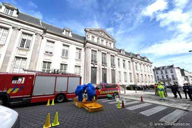 Inhoud poederbrief bekend die Kortrijkse rechtbank op stelten zette: “Antropine wordt gebruikt in medische wereld”