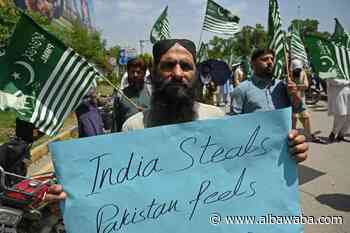 Pakistan to retaliate after India's decisions to close border, expel diplomats