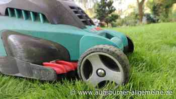 Blutiger Unfall im Kleingarten: Rasenmäher schneidet Fingerkuppe ab