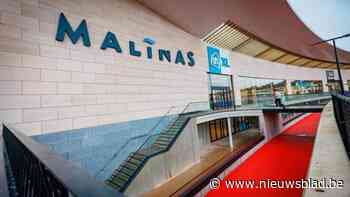 Man masturbeert met gordijn open in pashokje van winkel: 8 maanden voorwaardelijke celstraf