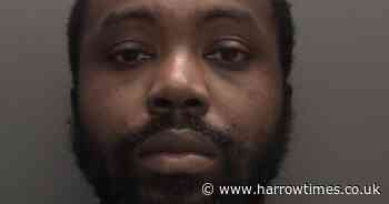 Criminal linked to London on the run after selling kilos of cocaine outside school