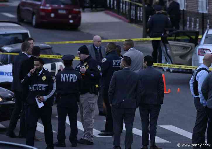 Bronx shooting leaves Yonkers man dead, woman wounded: cops