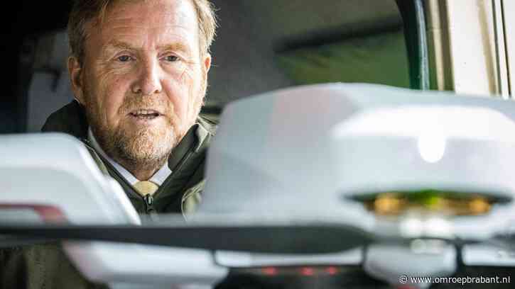 Koning bestuurt deze oorlogsdrone: ‘Moeten ons tot de tanden toe bewapenen'