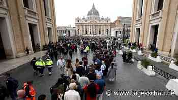 Abschied vom Papst: Bis zu fünf Stunden Wartezeit vor dem Petersdom