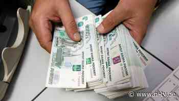 Raus aus dem Dollar: Der Rubel wird immer stärker