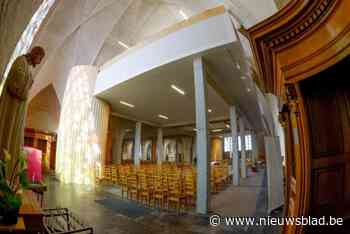 De bibliotheek zit er al en nu kunnen ook studenten terecht in kerk voor de blok
