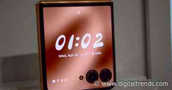 Moto Razr Plus 2025 Preview: a refresh with a few differences