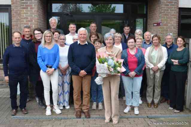Sociaal assistente Sonia (62) krijgt pensioenfeestje