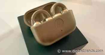 Moto Buds Loop preview: the most daring and sparkly headphones we’ve ever seen