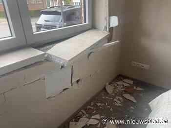 Bestuurder ramt gevel in Mol en rijdt daarna gewoon door: politie is onderzoek gestart