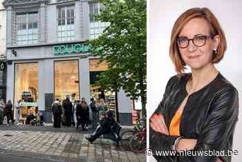 Opening Douglas in Gent lokt massa fans. Wat maakt de keten zo populair? “De hype is geen toeval”