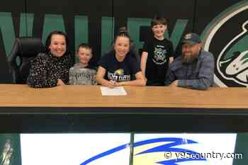 Tenley Reisig of Lander Commits to LCCC for Soccer