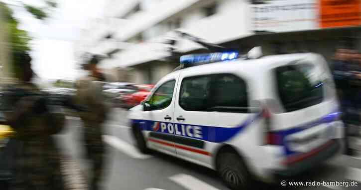 Nantes: Eine Tote und Verletzte bei Messerangriff in Schule