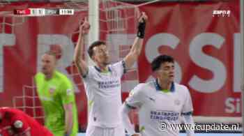 LIVE Eredivisie | PSV start dramatisch in Enschede, routinier zet Twente razendsnel op voorsprong