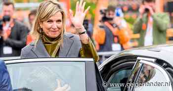 Máxima bewijst: zelfs in een vuilniszak is onze koningin nog mooi