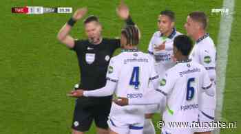 Woede bij PSV om bespottelijk moment van Danny Makkelie