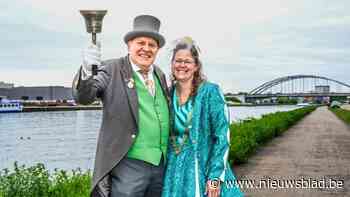 Hasseltse belleman roept al tien jaar: “Mijn bel verstop ik onder de rokken van mijn bellevrouw”