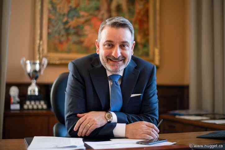 Minister of Education does not agree with move to try to keep Parry Sound School open