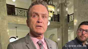 Former Alberta cabinet minister calls probe into health contracts 'whitewashing'