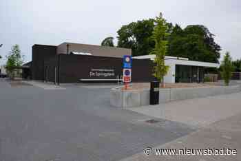 Stevig prijskaartje voor herstellingswerken schooltje