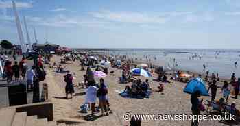 UK set for 'mini heatwave' as BBC forecasters predict temperatures of 27 degrees