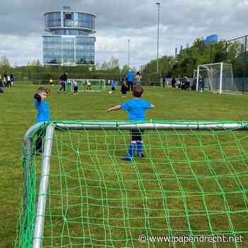 Schoolvoetbal op 1 mei bij VV Papendrecht