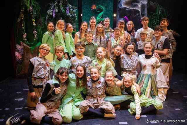 Reynaertkring en Hermelien zetten familiespektakel op de planken