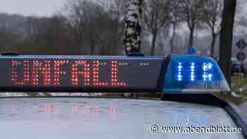 Unfall in Nettelnburg: Bus und SUV stoßen auf Busspur zusammen