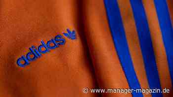 Adidas: Ex-Mitarbeiterin klagt wegen Entlassung
