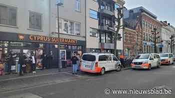 Verdachte steekpartij in supermarkt Turnhout blijft maand langer in de cel: “Feiten kaderen in relationele context”