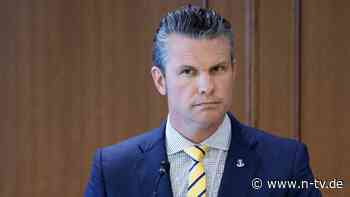 Angriffspläne an Frau geschickt: Berichte: Hegseths Signal-Nummer stand im Internet