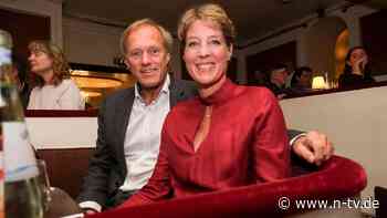 Verdacht der Kindesentführung: Steakhaus-Erbin Christina Block und TV-Moderator Gerhard Delling angeklagt