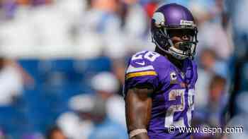 Ex-RB Peterson faces DWI charge in Minnesota