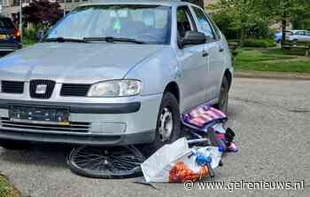 Auto en fietser botsen; automobilist aangehouden