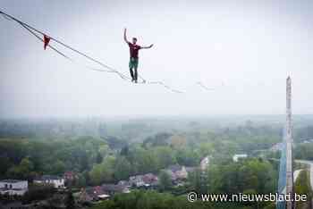 Wereldtop in highline traint op 60 meter hoogte boven Hasselt: “Een buitenkans om hen aan het werk te zien”