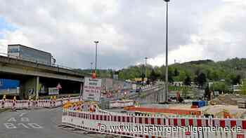 B10-Auffahrt für eine Nacht gesperrt: 40 Meter hoher Betonmast wird umgesägt