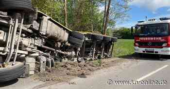 Kieslaster verunglückt: L80 bei Oering bis in den Abend gesperrt