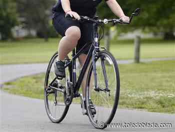 Cycling event celebrates Earth Day in Bowling Green