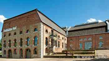 Stolberg: Mann mit Motorradhelm überfällt Museum