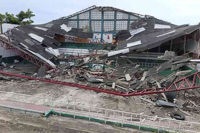 6.3 magnitude earthquake in the Pacific Ocean rattles Ecuador