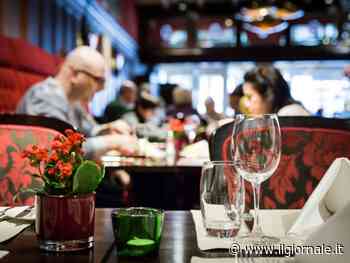 Bari, la truffa della borsetta: così una banda mangia nei ristoranti senza pagare