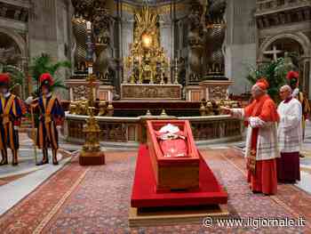 Papa Francesco, chiusa la bara, diffuso il rogito: "Testimonianza di umanità e vita santa"